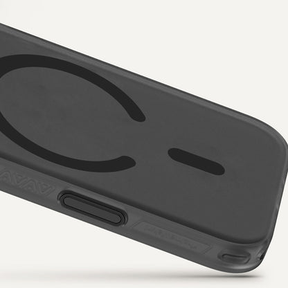 iPhone 17 Pro Kılıf M-Safe Şarj Özellikli Benks C-Magnet Lucid Armor Kılıf