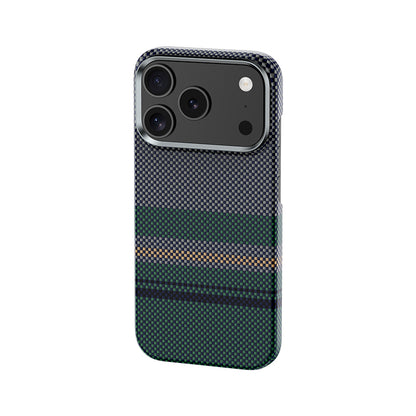 iPhone 17 Pro Kılıf M-safe Şarj Özellikli Karbon Fiber Tasarımlı Benks Aurora ArmorAir Kevlar Kılıf