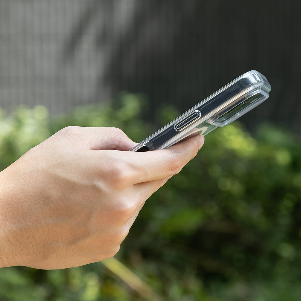 iPhone 17 Pro Kılıf M-safe Şarj Özellikli Native Union RE Clear Serisi Kılıf