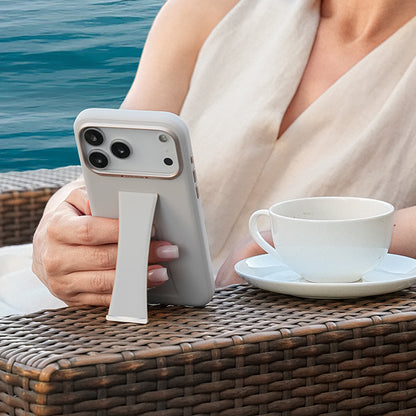 iPhone 17 Pro Kılıf M-Safe Şarj Özellikli Standlı Udemos İndependence Serisi Kılıf