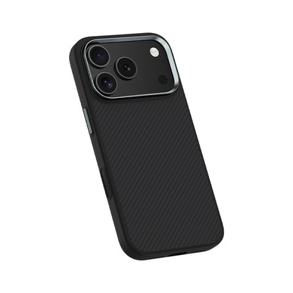 iPhone 17 Pro Max Kılıf Karbon Fiber M-safe Şarj Özellikli Benks Hybrid ArmorPro 600D Kevlar Kılıf