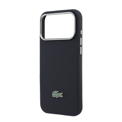 iPhone 17 Pro Max Kılıf Lacoste Orijinal Lisanslı M-Safe Şarj Özellikli PVC Yarı Pike Desenli Arka Yüzey İkonik Timsah Dokuma Logolu Kılıf