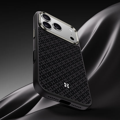 iPhone 17 Pro Max Kılıf M-Safe Şarj Özellikli Benks ArmorPro ArmorGrid Serisi Kevlar Kılıf