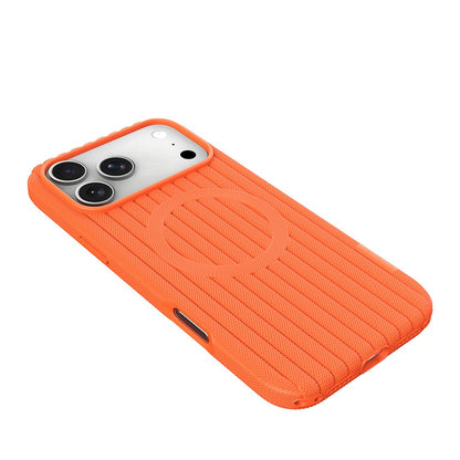 iPhone 17 Pro Max Kılıf M-Safe Şarj Özellikli Çizgi Desenli Kumaş Dokulu Zore Paris Lorin Kılıf