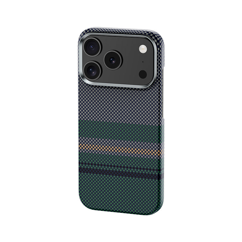 iPhone 17 Pro Max Kılıf M-safe Şarj Özellikli Karbon Fiber Tasarımlı Benks Aurora ArmorAir Kevlar Kılıf