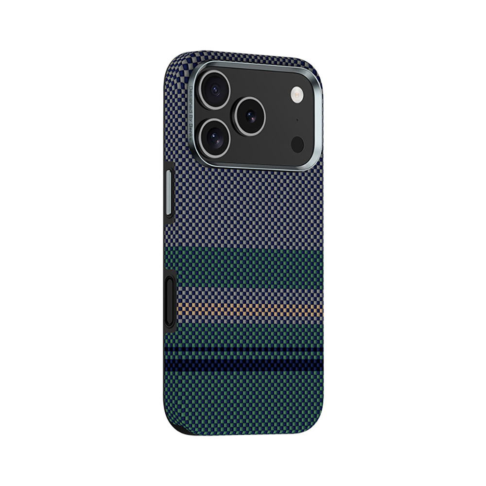 iPhone 17 Pro Max Kılıf M-safe Şarj Özellikli Karbon Fiber Tasarımlı Benks Aurora ArmorPro Kevlar Kılıf