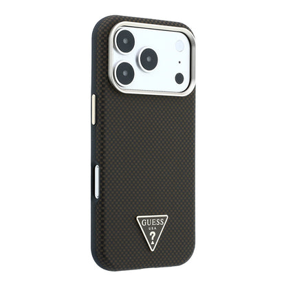 iPhone 18 Pro Kılıf Guess Orijinal Lisanslı M-safe Şarj Özellikli PU Metal Üçgen Logolu Karbon Fiber Kevlar Kılıf