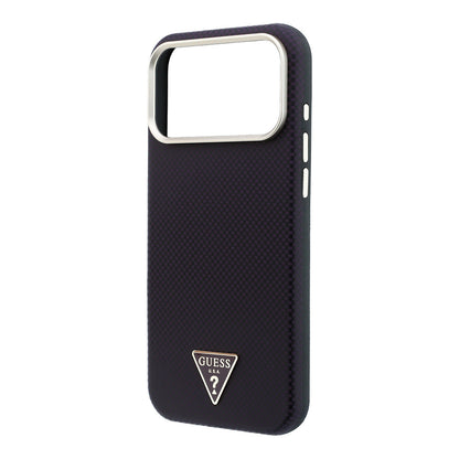 iPhone 18 Pro Kılıf Guess Orijinal Lisanslı M-safe Şarj Özellikli PU Metal Üçgen Logolu Karbon Fiber Kevlar Kılıf