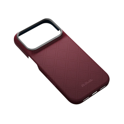 iPhone 18 Pro Kılıf M-safe Şarj Özellikli Aramid Karbon Fiber Pitaka Argyle Serisi Kılıf