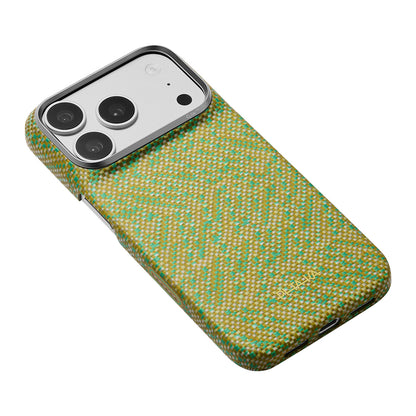iPhone 18 Pro Kılıf M-safe Şarj Özellikli Aramid Karbon Fiber Pitaka Wind Over Wheat Serisi Kılıf