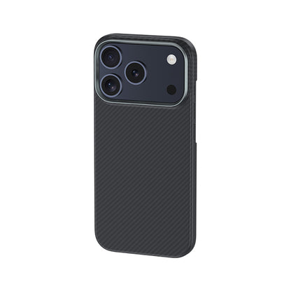 iPhone 18 Pro Max Kılıf Karbon Fiber M-safe Şarj Özellikli Benks Armor Air Yükseltimiş Kamera Çerçevesi C1 600D Kevlar Kılıf