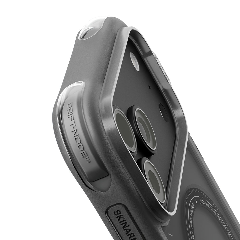 iPhone 18 Pro Max Kılıf M-Safe Şarj Özellikli Airbag Tasarımlı Skinarma Avion Kılıf