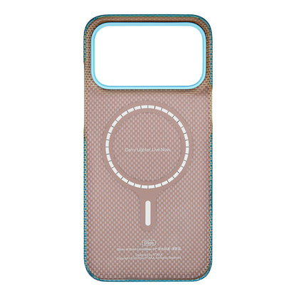 iPhone 18 Pro Max Kılıf M-safe Şarj Özellikli Aramid Karbon Fiber Pitaka Glints of Gold Ultra Slim Serisi Kılıf