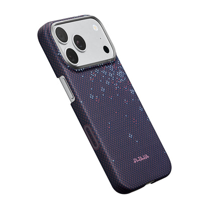 iPhone 18 Pro Max Kılıf M-safe Şarj Özellikli Aramid Karbon Fiber Pitaka Sakura Hours Serisi Kılıf