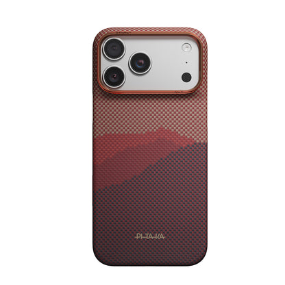 iPhone 18 Pro Max Kılıf M-safe Şarj Özellikli Aramid Karbon Fiber Pitaka Tactile Woven Starpeak Serisi Over The Horizon Kılıf