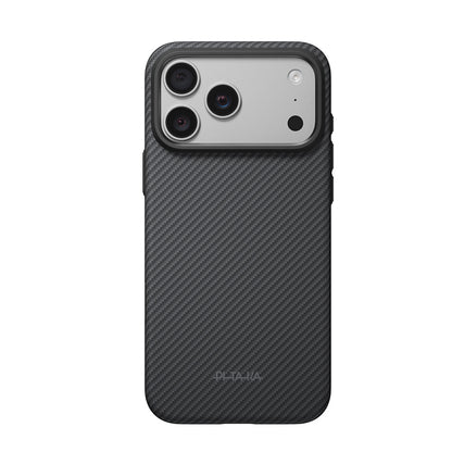 iPhone 18 Pro Max Kılıf M-safe Şarj Özellikli Aramid Karbon Fiber Pitaka Military-Grade Classic Serisi New Logo Black-Grey Twill Kılıf