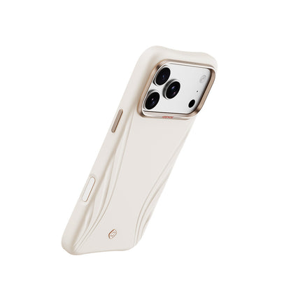 iPhone 18 Pro Max Kılıf M-Safe Şarj Özellikli Çizgili Logolu Udemos Freedom Serisi Kılıf