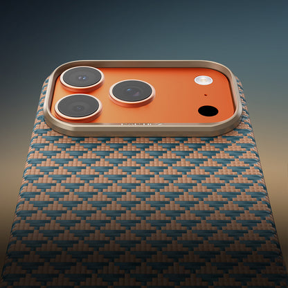 iPhone 18 Pro Max Kılıf M-safe Şarj Özellikli Raptic Aramid Skin Origin Serisi Karbon Kılıf
