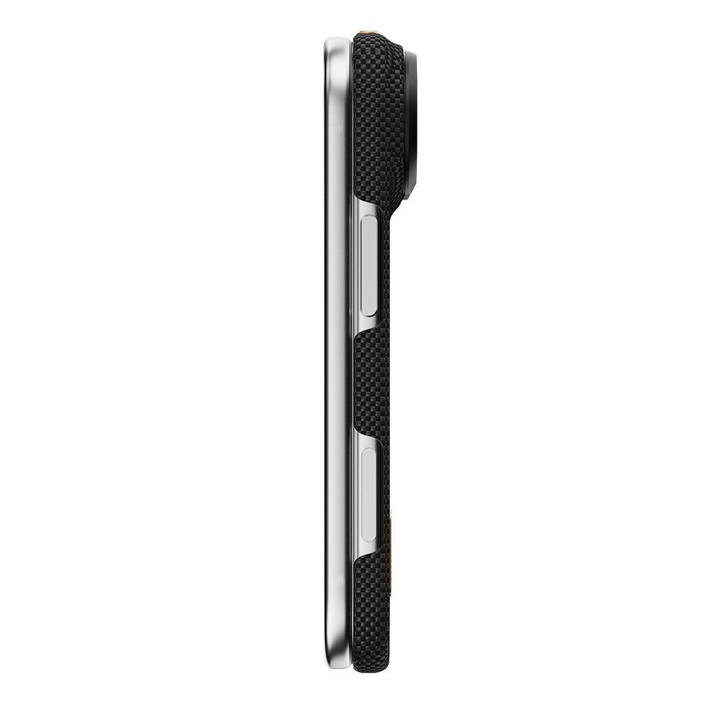 iPhone Duo Kılıf M-safe Şarj Özellikli Raptic Aramid SkinPro Rise Serisi 24 Ayar Altın Kaplamalı Karbon Kılıf