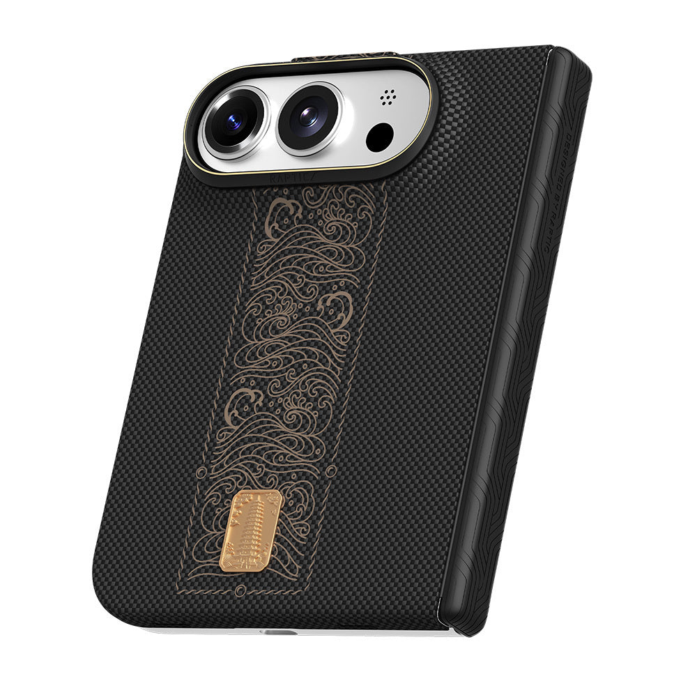 iPhone Duo Kılıf M-safe Şarj Özellikli Raptic Aramid SkinPro Rise Serisi 24 Ayar Altın Kaplamalı Karbon Kılıf