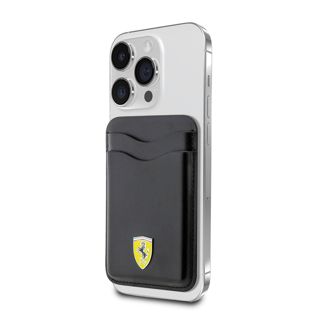 Ferrari Orijinal Lisanslı Magnetik Metal Logolu PU Deri Kartlık