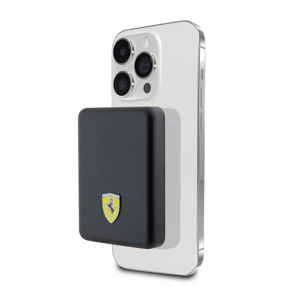 Ferrari Led Işıklı Göstergeli M-safe Magnetik Orijinal Lisanslı Powerbank 5000 Mah