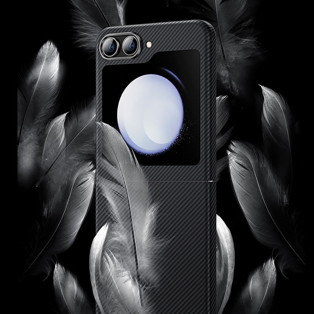 Galaxy Z Flip 5 Kılıf Karbon Fiber Benks Essential ArmorAir 600D Kevlar Kılıf