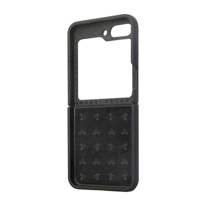 Galaxy Z Flip 5 Kılıf TUMI Liquid Silikon Metal Logo Dizayn orijinal Lisanslı Kılıf