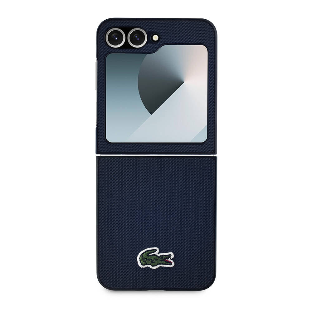 Galaxy Z Flip 6 Kılıf Lacoste orijinal Lisanslı M-safe Şarj Özellikli Pike Desenli Arka Yüzey İkonik Timsah Dokuma Logolu Kılıf