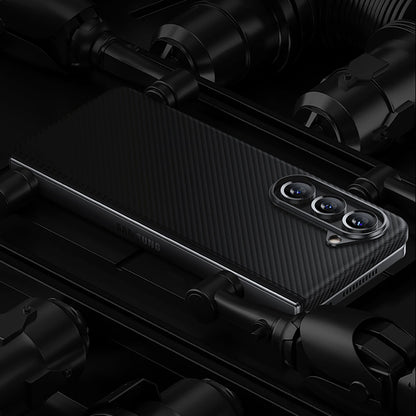 Galaxy Z Fold 5 Kılıf M-safe Özellikli Karbon Fiber Benks Essential 600D Kevlar Kılıf