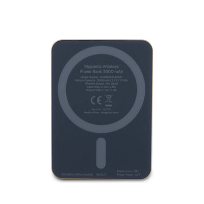 Guess Orijinal Lisanslı M-safe Şarj Özellikli Taşlı 4G Logolu Powerbank 3000mAh 5W