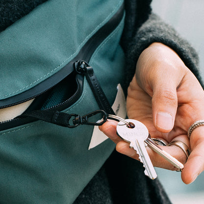 Native Union W.F.A Serisi Crossbody YKK Fermuarlı Çok Amaçlı Su Geçirmez Çapraz Vücut Çantası