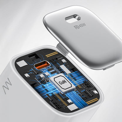 Recci RC132E Type-C PD GaN Teknolojili Mini Hızlı Şarj Seti 45W 1M